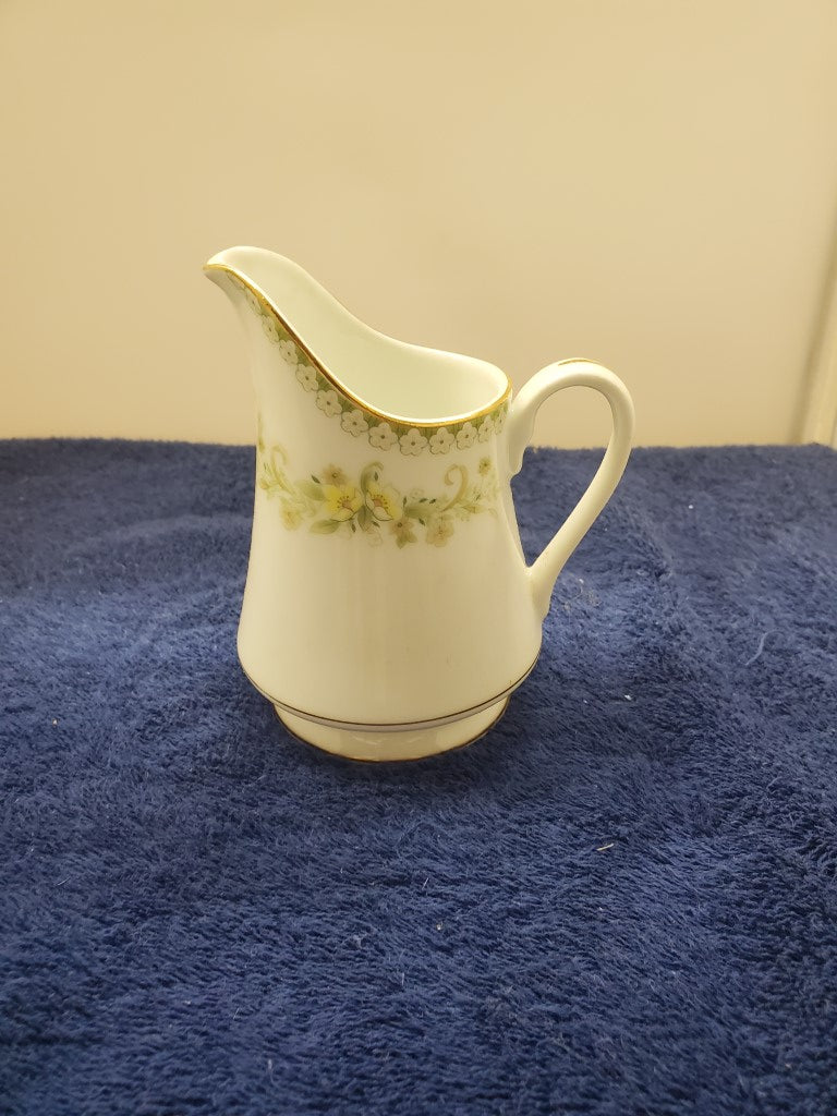 Mikasa Greenbriar Sugar Bowl with Lid and Creamer