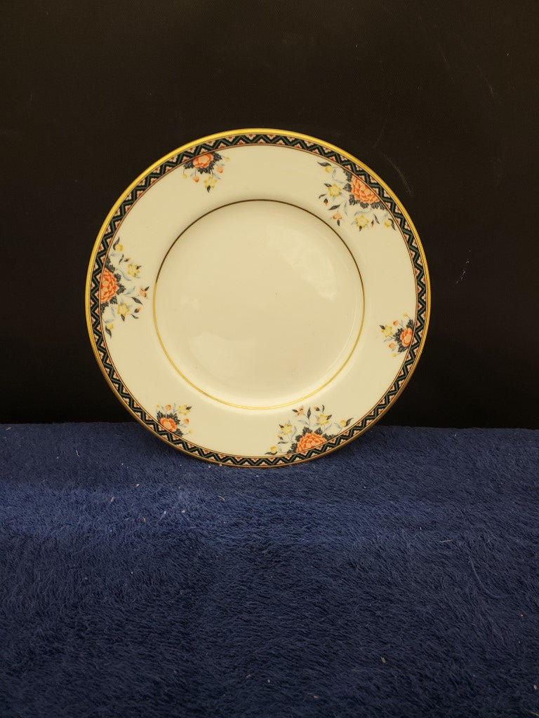 Set of 6 Wedgwood Touraine Bread & Butter Plates
