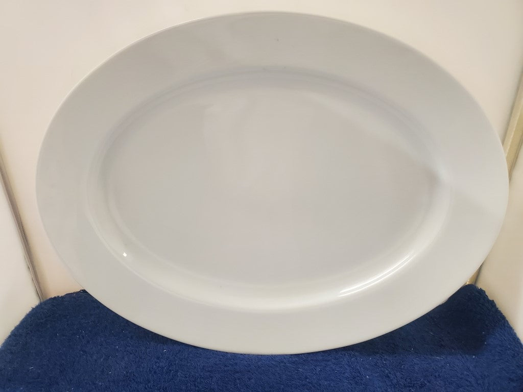 Noritake Commander White 13" Oval Serving Platter LK