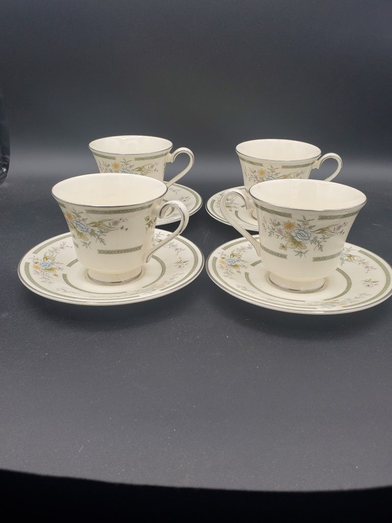 Set of 4 Royal Doulton Adrienne Cup & Saucer Sets LK