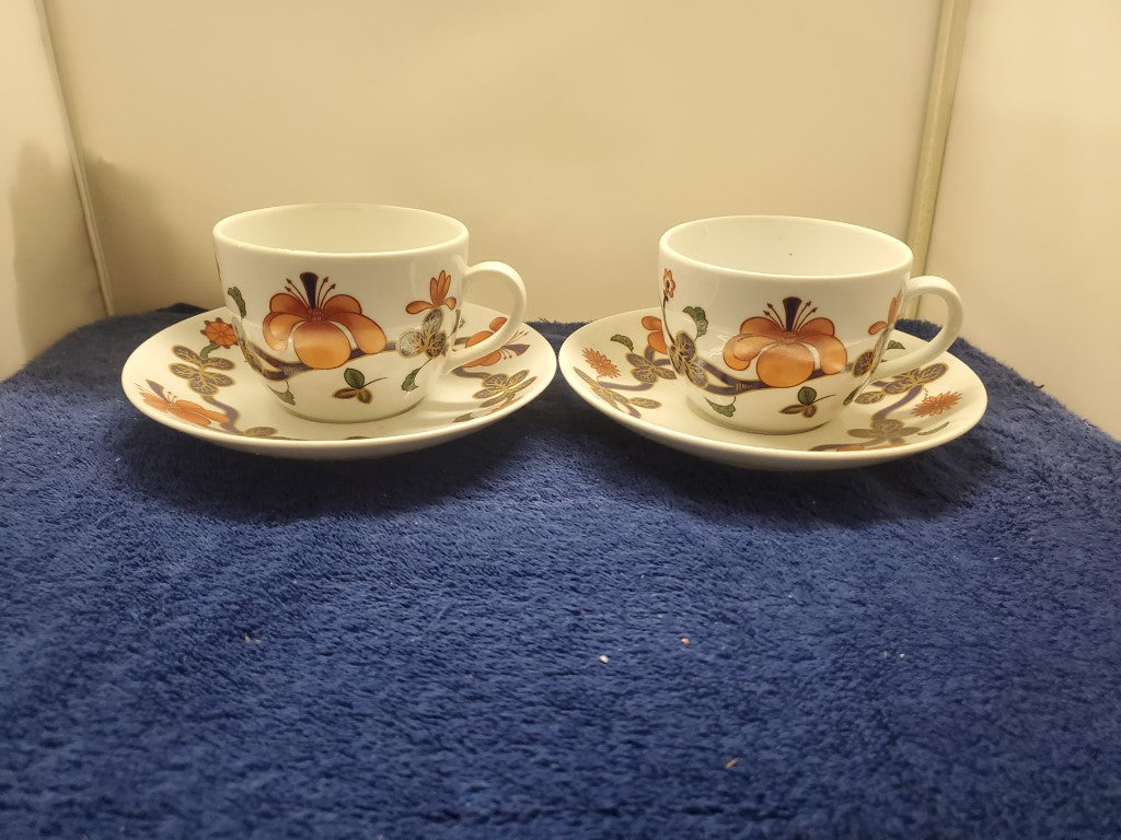 Set of 2 Royal Worcester Grainger Wreath Cup & Saucer Sets LK