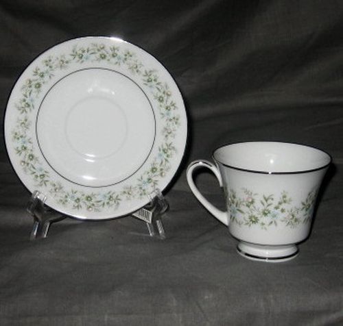 Set of 4 Noritake Savannah (Rim, Platinum) Footed Cup & Saucer Sets
