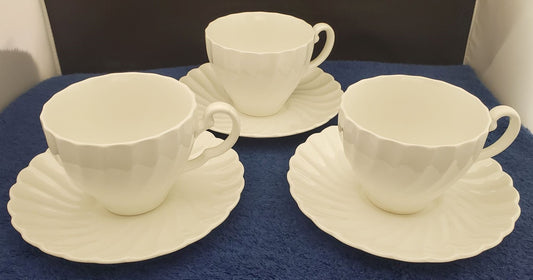 Set of 3 Johnson Brothers Regency Cup & Saucer Set