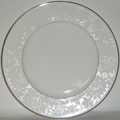Nikko Lace Bouquet Dinner Plate –