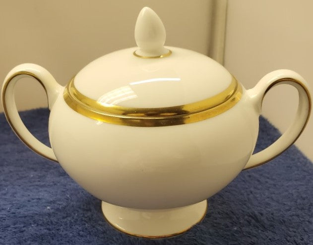 Wedgwood California Sugar Bowl with Lid