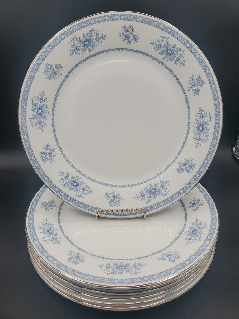 Set of 7 Royal Doulton Laureate Dinner Plates LK