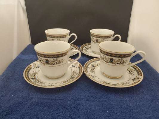 Set of 4 Mikasa Kingsley Cup & Saucer Sets LK