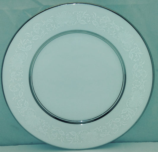 Set of 4 Oxford (Div Of Lenox) White Echo Bread & Butter Plates