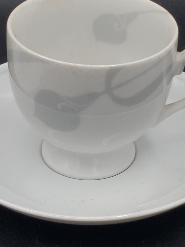Set of 5 Mikasa Classic Flair Gray Cup & Saucer Sets LK