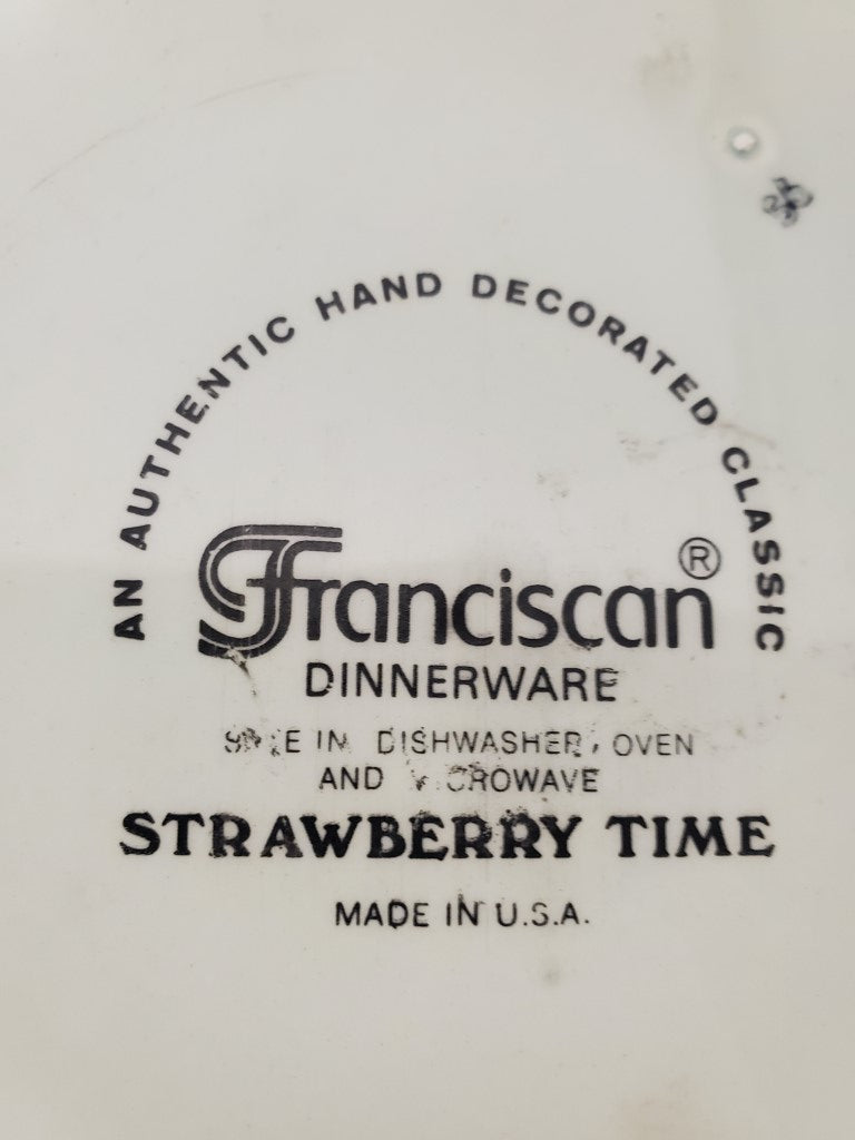 Set of 4 Franciscan Strawberry Time Cup & Saucer Sets LK