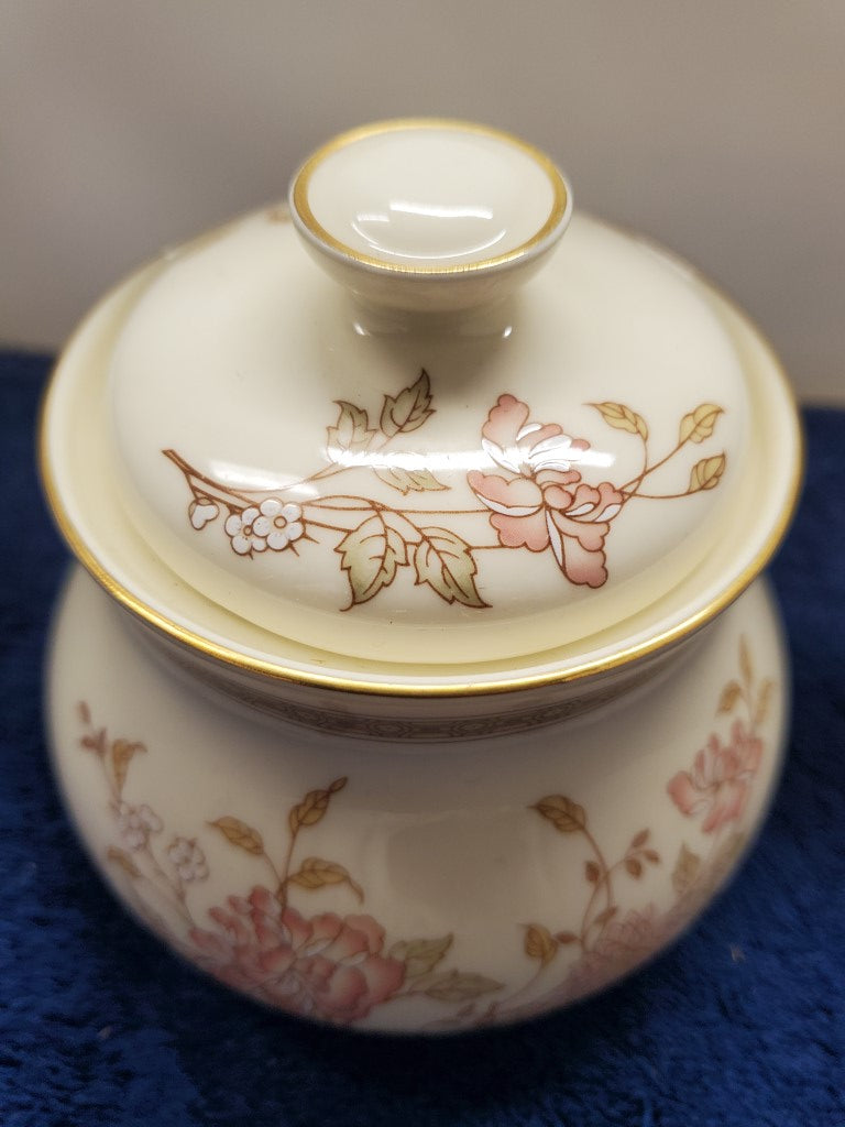 Royal Doulton Lisette Sugar Bowl with Lid LK