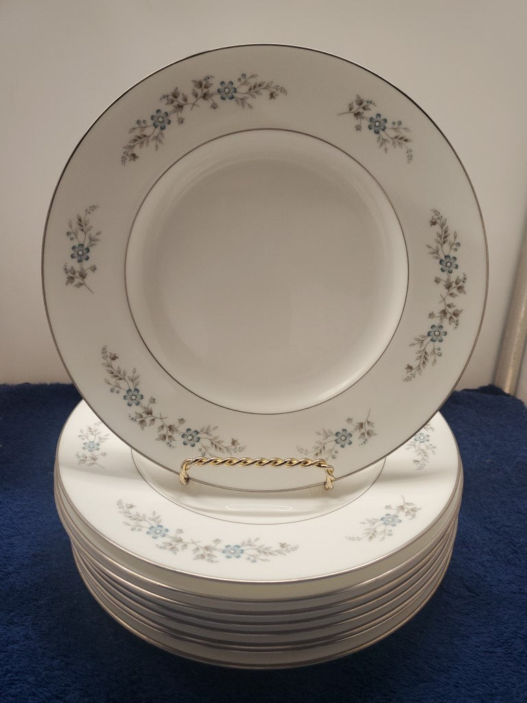 Set of 9 Royal Worcester Dorset Bread & Butter Plates LK