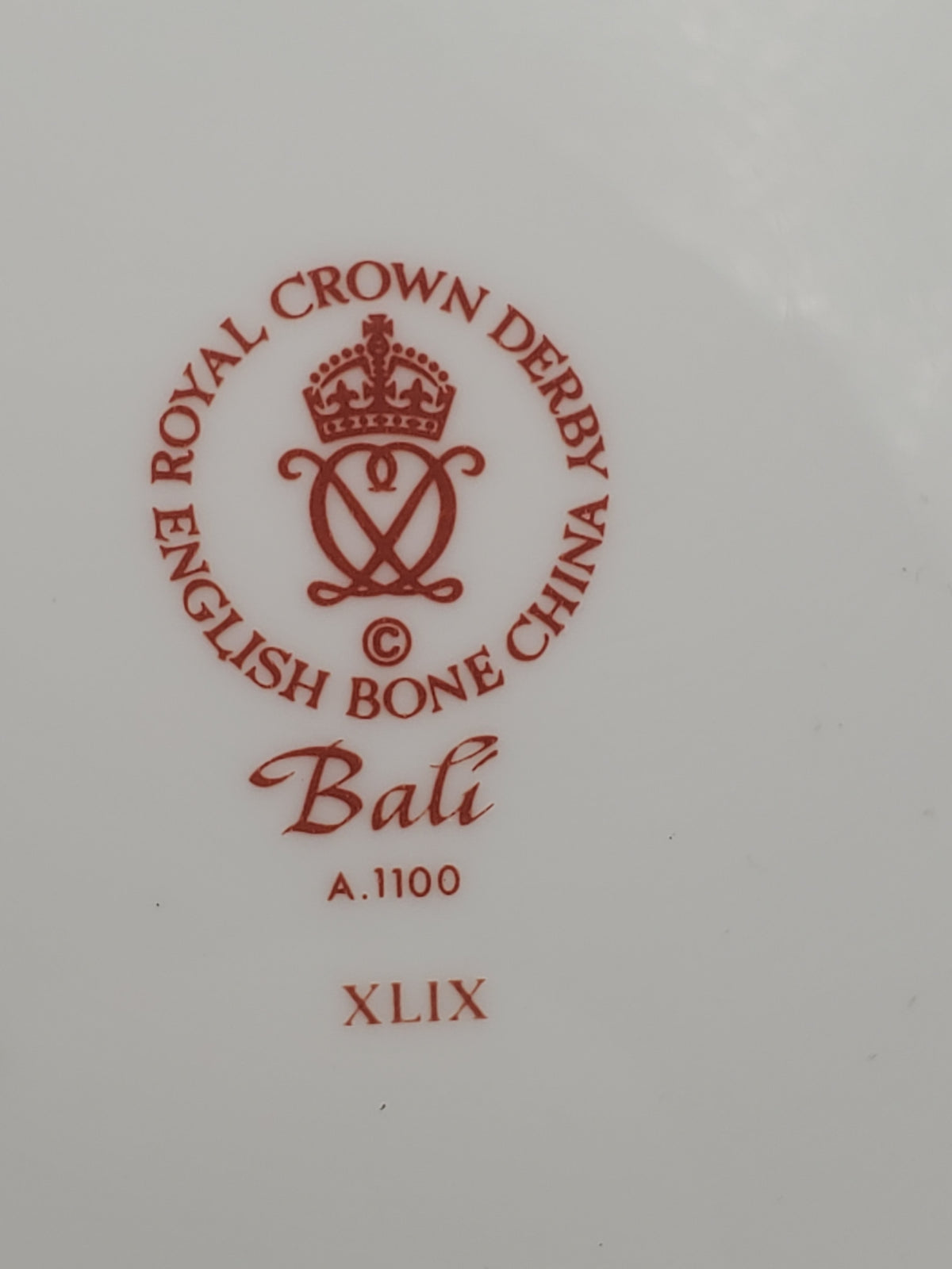 Set of 7 Royal Crown Derby Bali (Ely/Chelsea) Dinner Plates LK