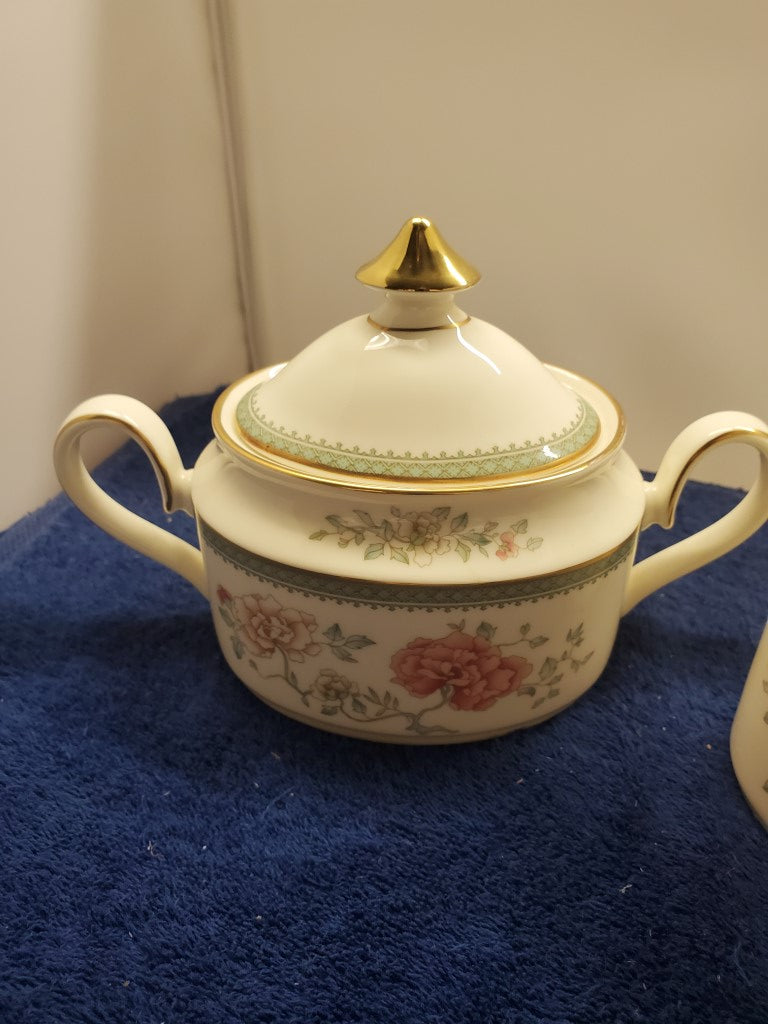 Minton Jasmine Creamer & Sugar Bowl with Lid LK