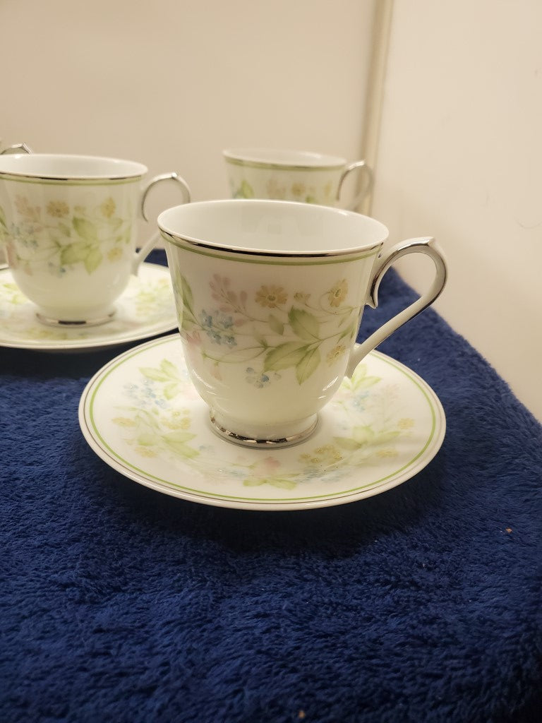 Set of 5 Noritake Essence Cup & Saucer Sets LK