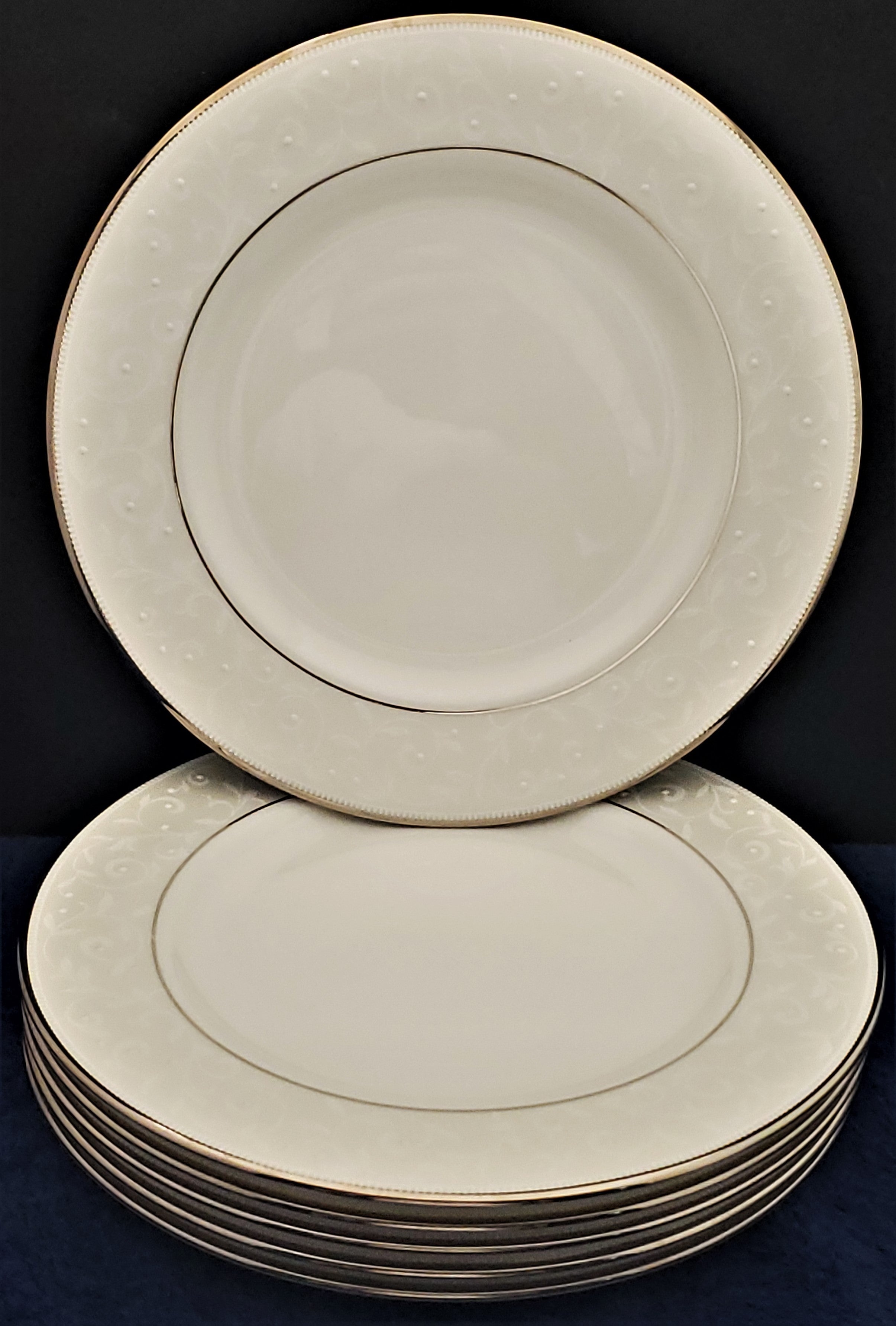 Set of 6 Lenox Opal Innocence Salad Plates - New –