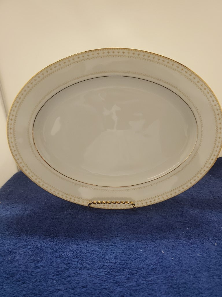 Noritake Barrington 13" Oval Serving Platter LK