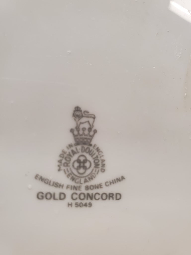 Royal Doulton Gold Concord Oval Serving Platter LK