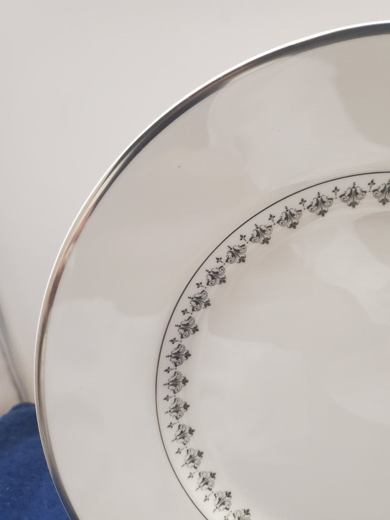 Royal Worcester Silver Frost Dinner Plate LK
