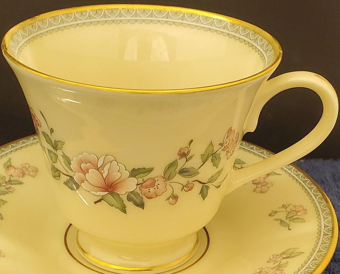 Set of 5 Lenox Serenade Cup & Saucer Sets