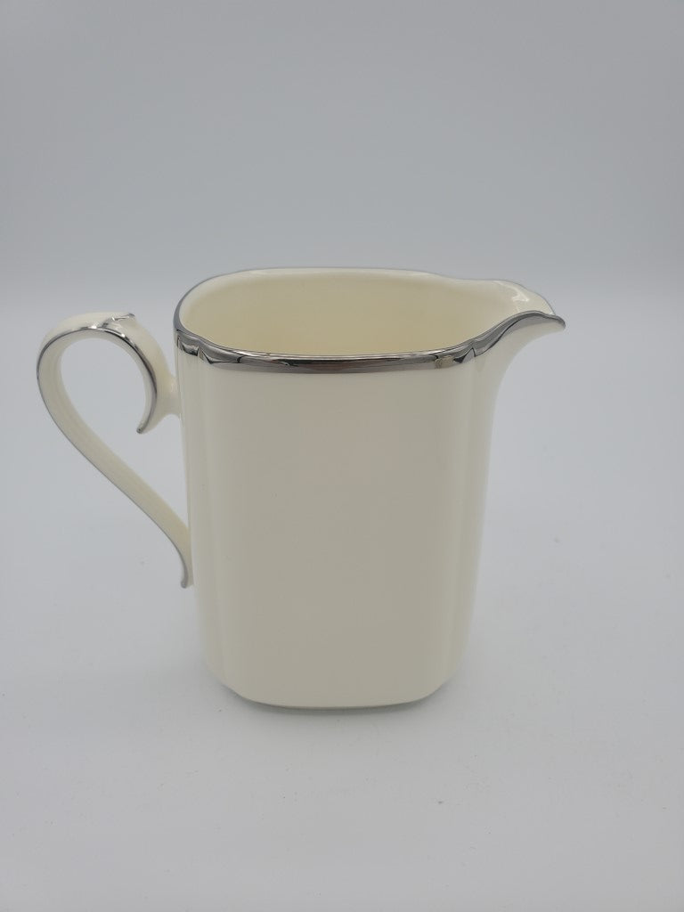 Noritake Paris Creamer & Sugar Bowl with Lid LK