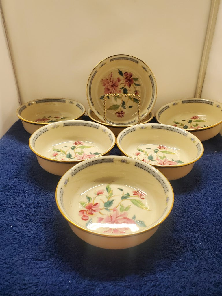 Set of 7 Lenox Barrington Fruit Bowls LK