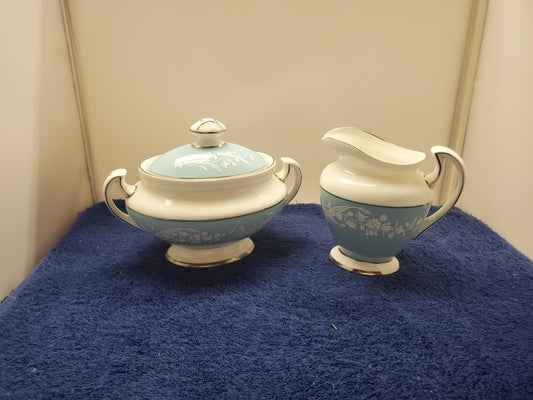 Royal Doulton Alexandria Creamer & Sugar Bowl with Lid