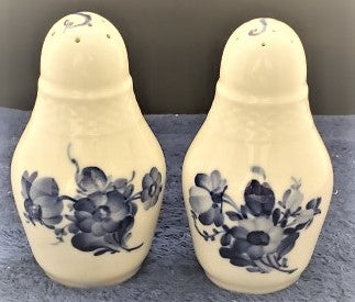 Royal Copenhagen Blue Flowers Braided Salt & Pepper Set (8221-8225)