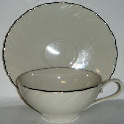 Set of 3 Lenox Weatherly Cup & Saucers