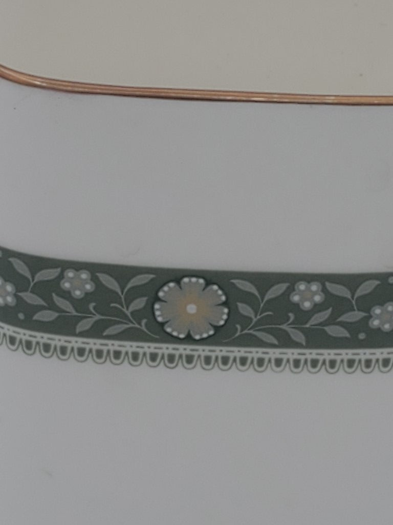 Royal Doulton Rondelay Creamer LK