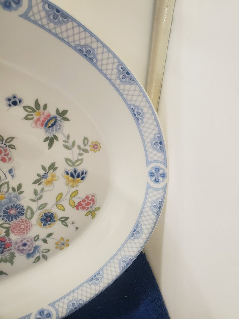 Royal Doulton Coniston Oval Serving Platter LK