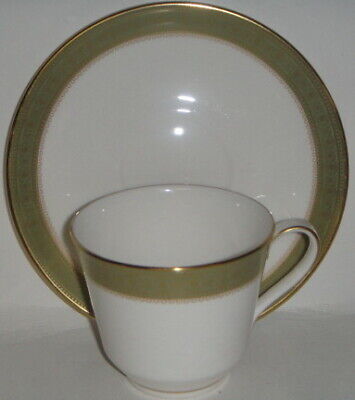 Set of 5 Royal Doulton Belvedere Flat Cup & Saucers –
