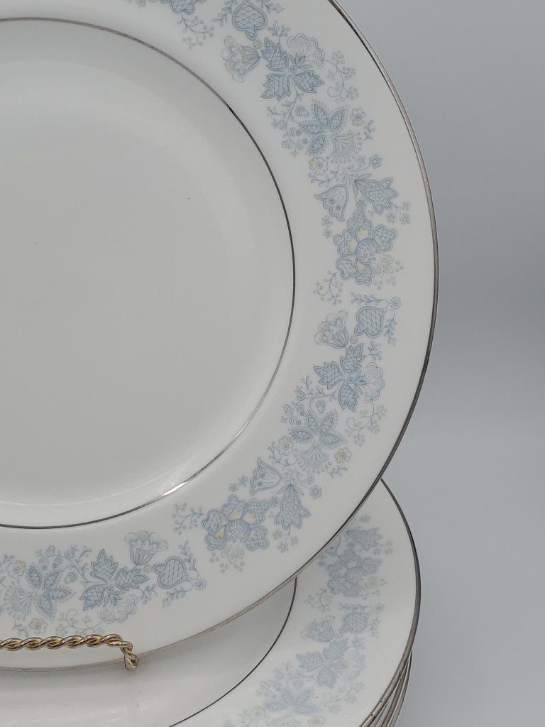 Set of 6 Royal Doulton Meadow Mist Dinner Plates LK