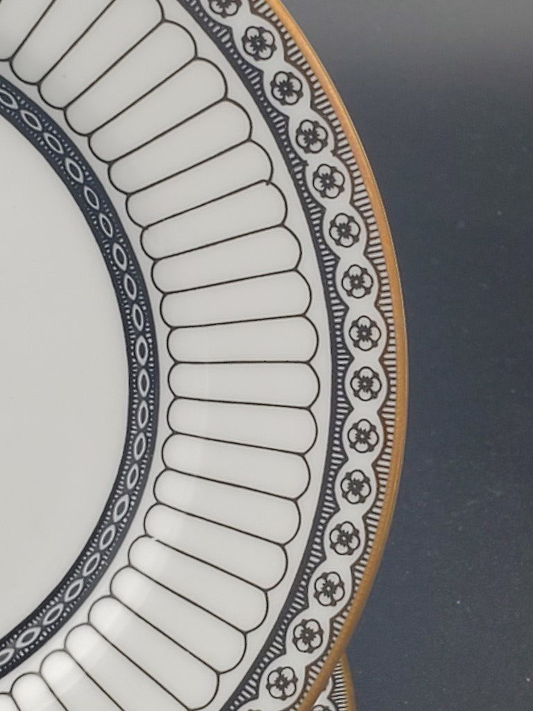 Set of 2 Wedgwood Colonnade Bread & Butter Plates LK