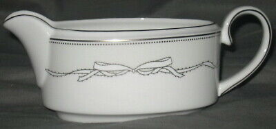 Set of 4 Vera Wang Love Knots Sauceboat Only