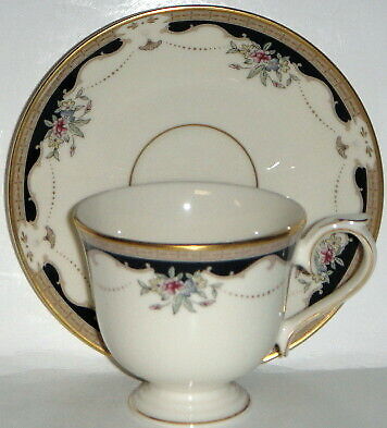 Set of 3 Lenox Hartwell House Cup & Saucer Sets (Footed)