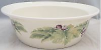 Pfaltzgraff Jamberry 1.5 Quart Round Casserole No Lid