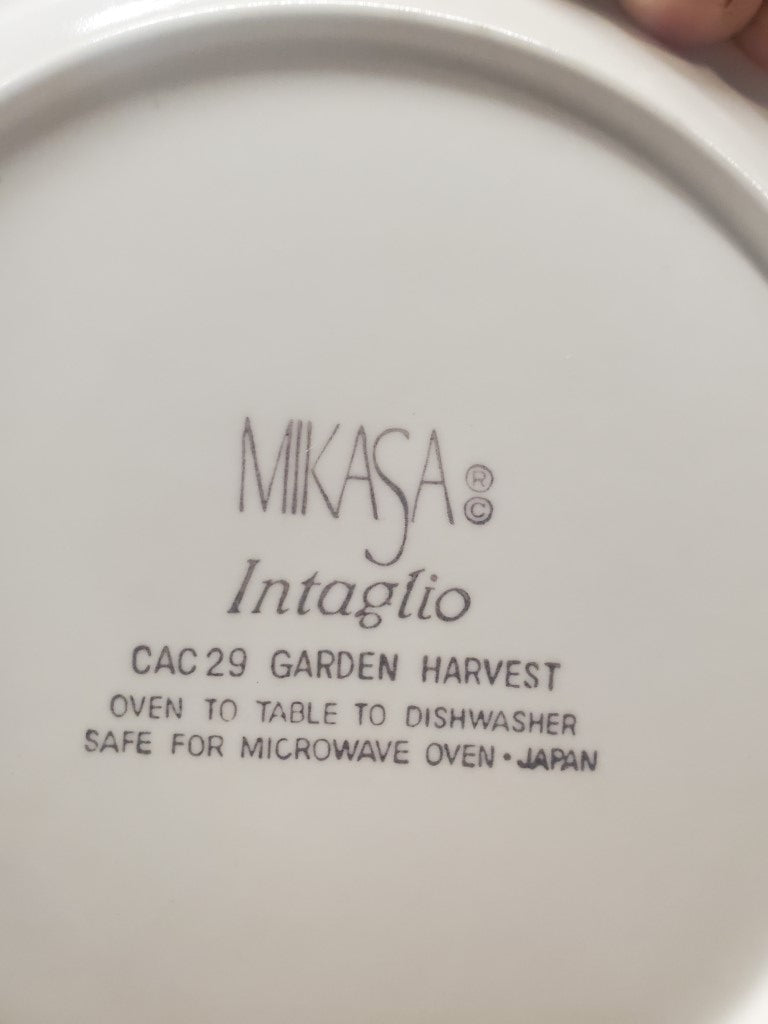 Set of 4 Mikasa Garden Harvest Salad Plates LK