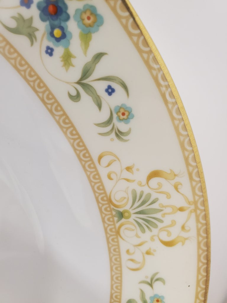 Wedgwood Agincourt - Ivory 4 Piece Place Setting LK