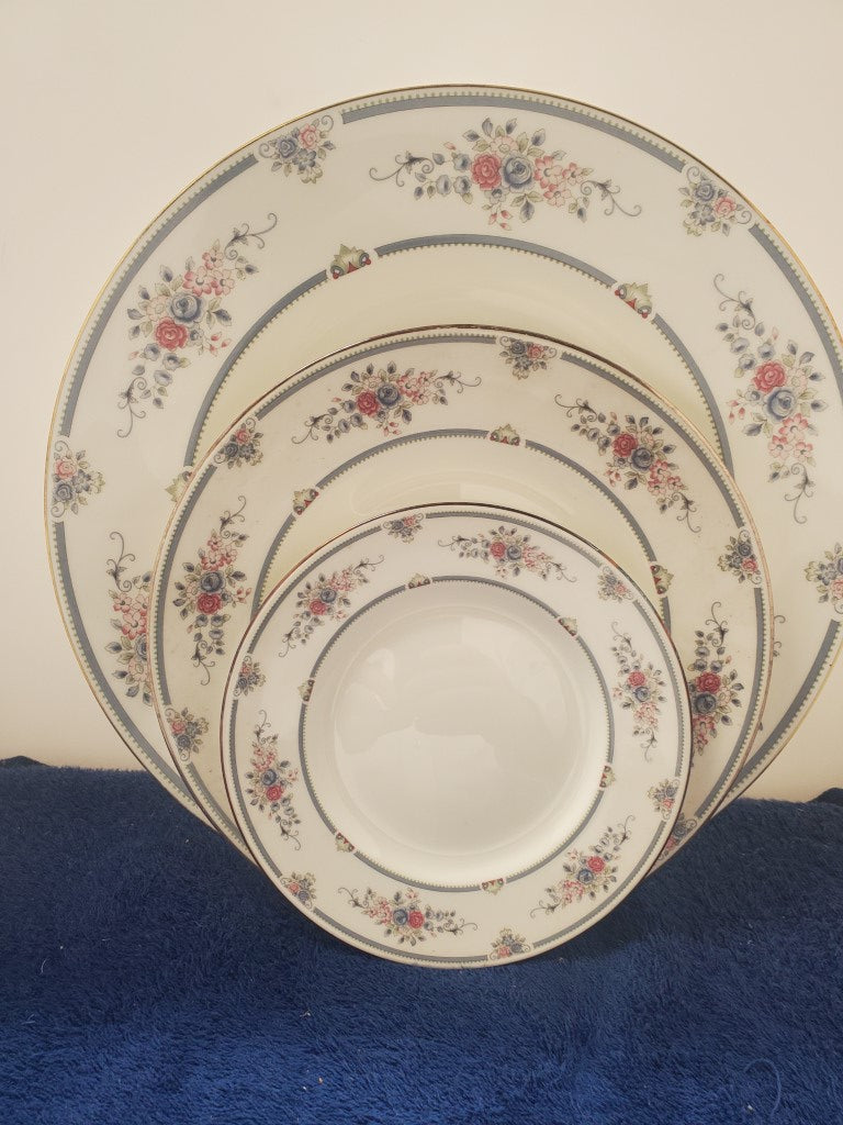 Wedgwood Charlotte 3 Piece Set LK