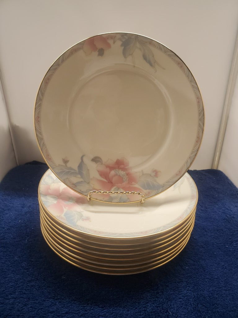 Set of 7 Lenox Westwood Dinner Plates LK