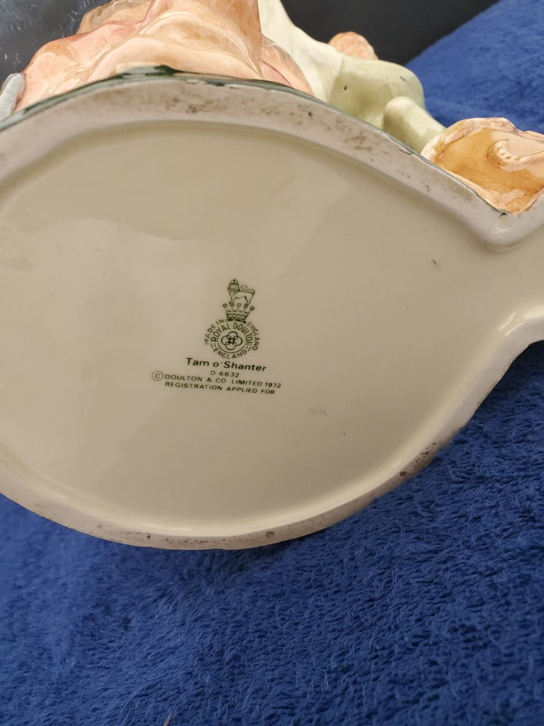 Royal Doulton Toby Jugs Tam o'Shanter (Large)
