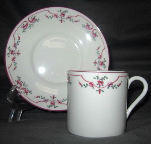 Set of 6 Royal Worcester Petite Fleur Demitasse Cup & Saucers