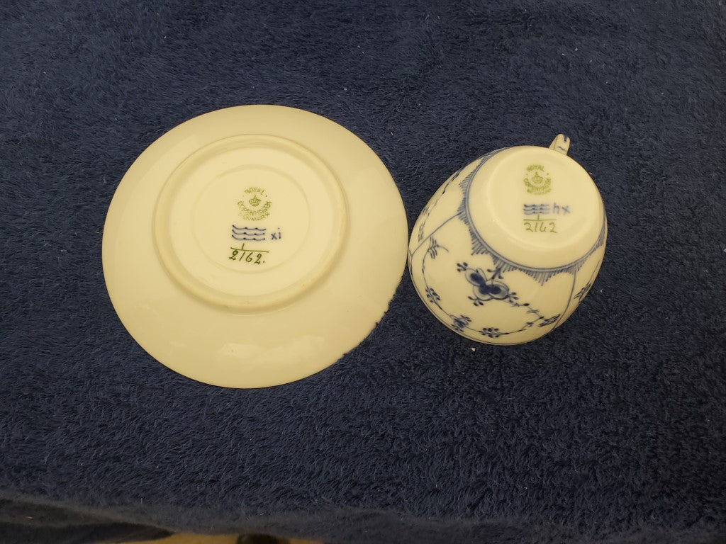 Set of 4 Royal Copenhagen Blue Fluted Plain Cup & Saucer Sets (2162)