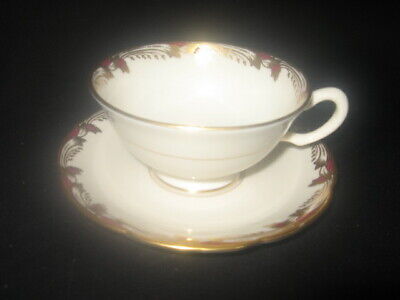 Set of 7 Lenox Essex - Maroon (Smooth) Cup & Saucer Set