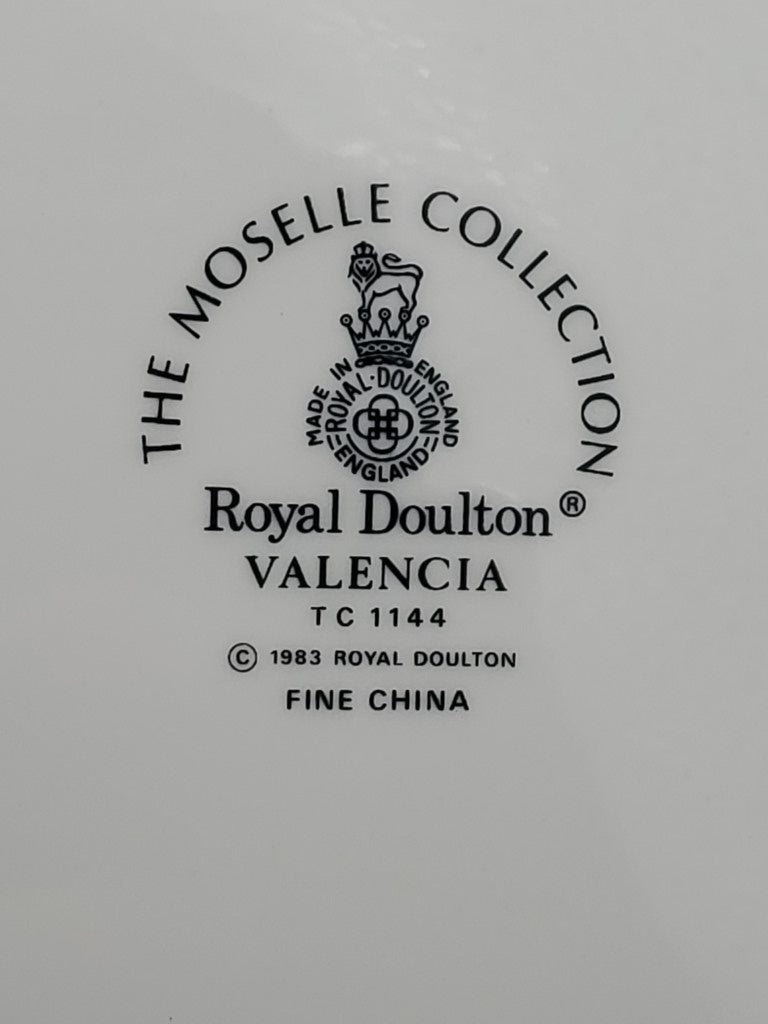 Set of 2 Royal Doulton Valencia Dinner Plates LK