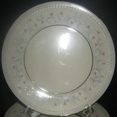 Set of 6 Lenox Hadley Salad Plates