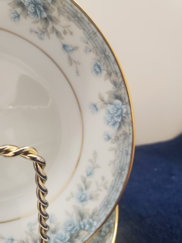 Set of 4 Noritake Avalon Fruit Bowls LK