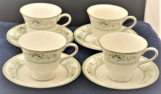 Set of 4 Wedgwood Agincourt Green Cup & Saucer Sets LK