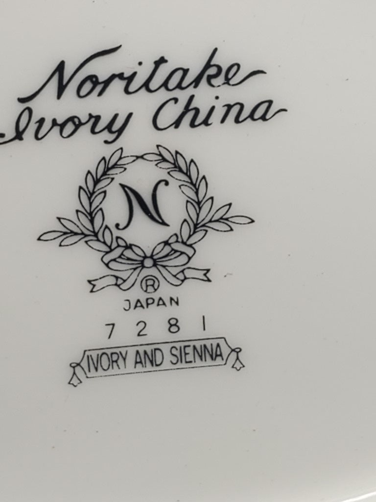 Noritake Ivory & Sienna Gravy Boat and Underplate LK